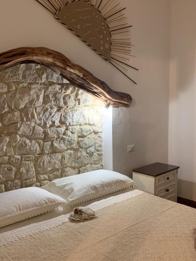 Steddueoro Panzió Baunei Kültér fotó