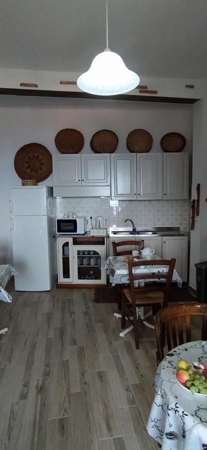 Steddueoro Panzió Baunei Kültér fotó